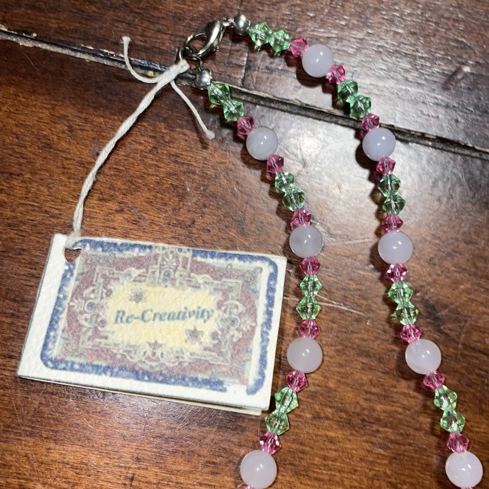 Beaded necklace - Picture 3 of 6